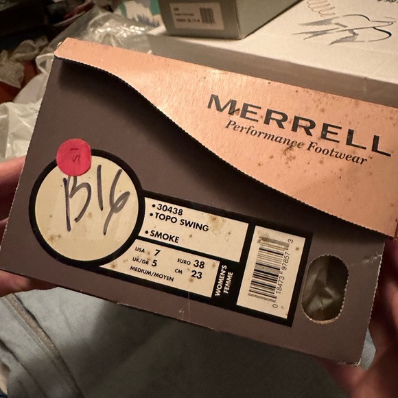 Merrell topo swing sandals, smoke, Size 7 NEW - Picture 4 of 4